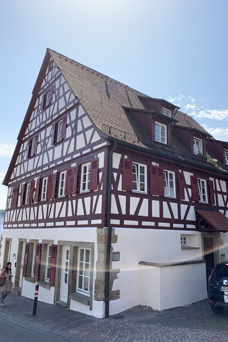 Fassadenrenovierung Fachwerkgebäude in Bietigheim-Bissingen